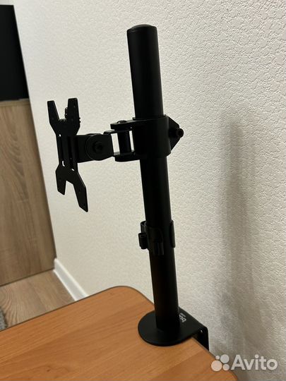 Кронштейн для монитора