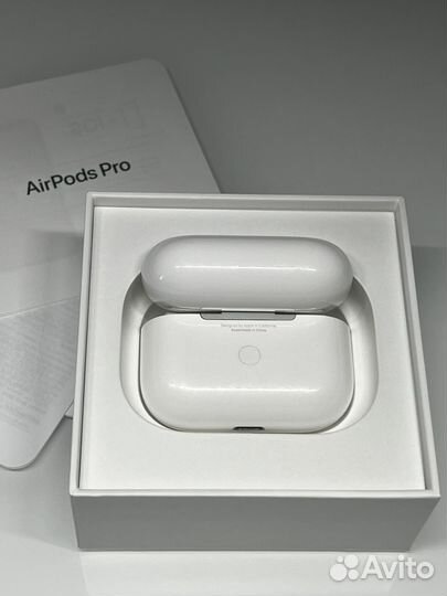 Apple AirPods Pro (MWP22RU/A)