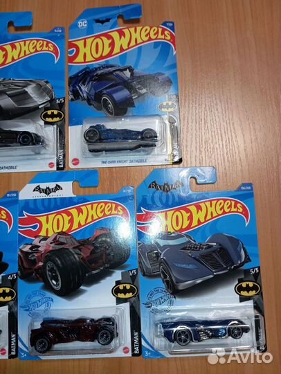 Машинки hot wheels Batman treasure hant