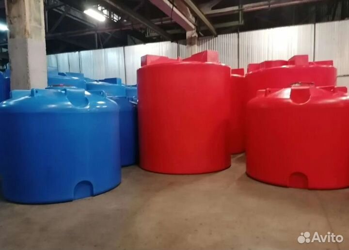 Емкость 3000 литров в ассортименте вода/кас