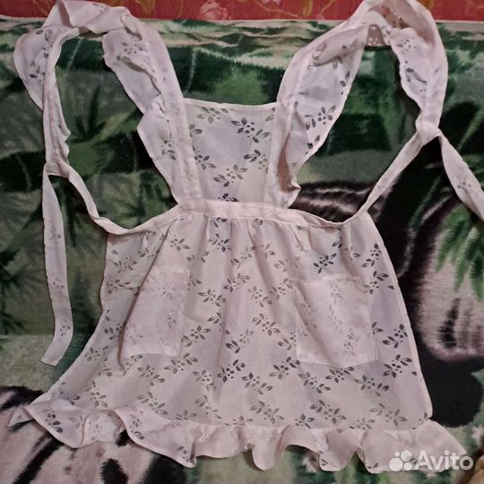 Белый школьный фартук