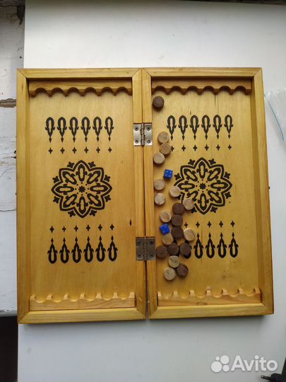 Нарды деревянные не большие