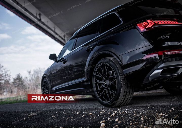 Кованые диски R22 на Audi Q8