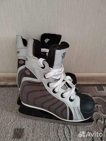 Коньки хоккейные Larsen Alex новые 32р