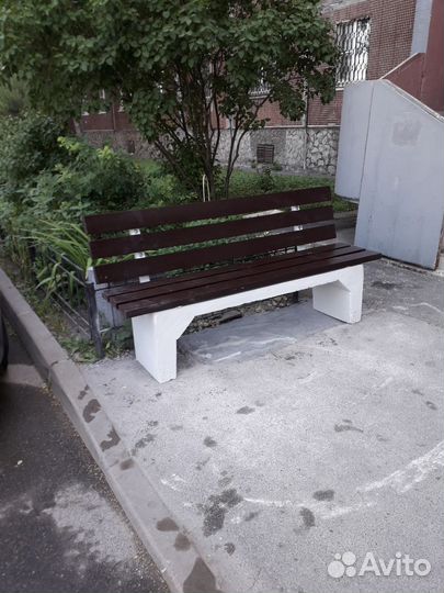 Бетонные скамейки и лавки
