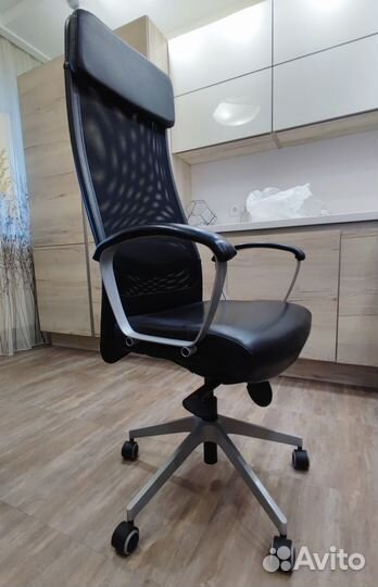 Офисное кресло IKEA Markus