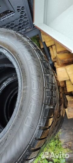 Gislaved NordFrost 100 215/60 R16 99T