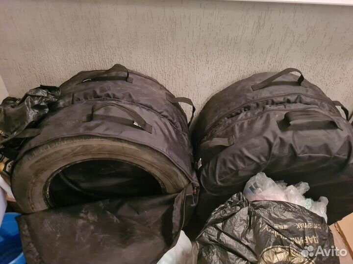 Yokohama BluEarth AE50 SUV 215/65 R17 99V