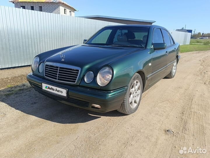 Mercedes-Benz E-класс 2.3 МТ, 1997, 349 675 км