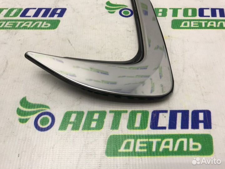 Молдинг двери задний правый Mazda 3 BP PE / P5