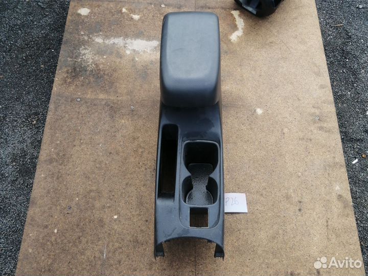 Подлокотник mitsubishi лансер 9