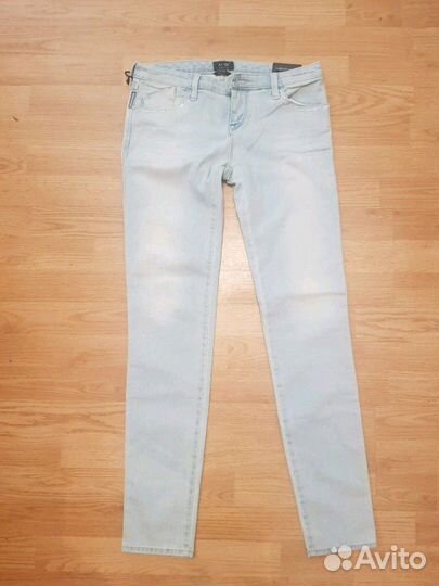Джинсы Armani Jeans новые 24, 25, 26, 27