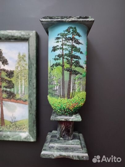 Картина и ваза из натурального камня