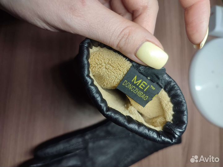 Перчатки кожаные женские 7