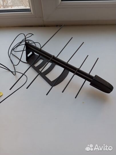 Антенна комнатная