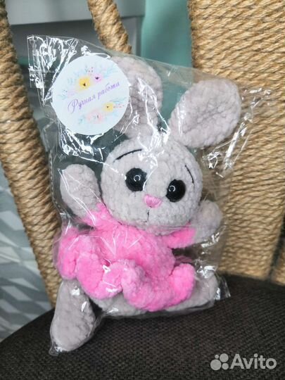 Вязаные изделия ручной работы