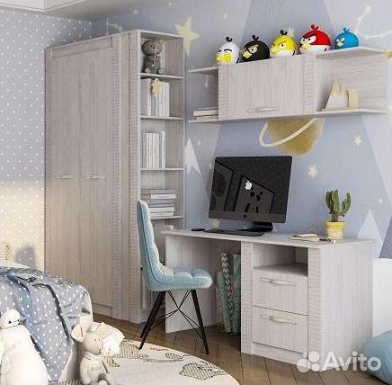 Письменный стол / Подростковая мебель