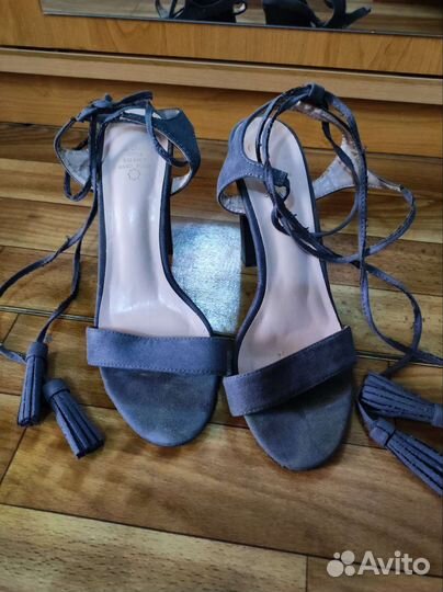 Босоножки женские 39 размер