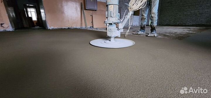 Стяжка механизированная пола, полусухая стяжка