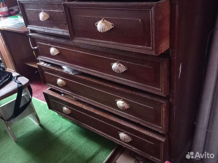 Комод деревянный старинный