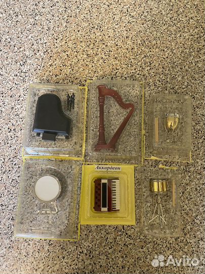 Колекционные музыкальные инструменты