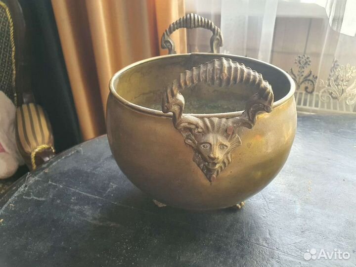 Кашпо ваза бронза