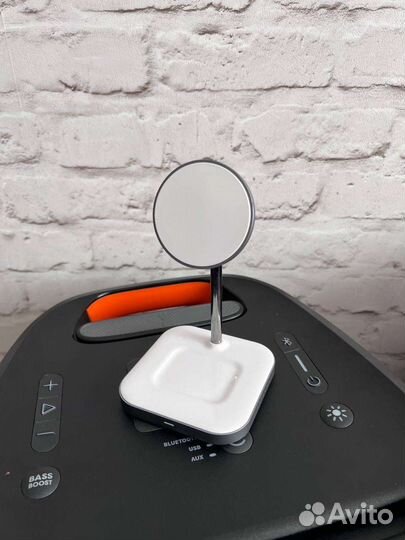 Беспроводное зарядное устройство Satechi Magnetic