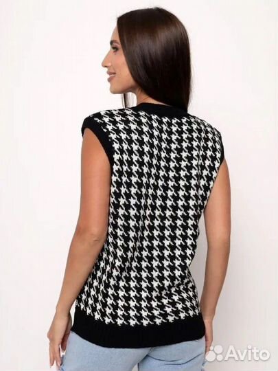 Жилет женский вязаный утепленный