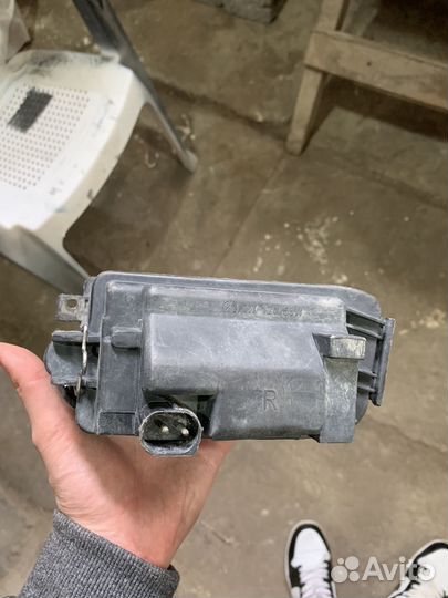 Фара противотуманная правая BMW 5 E39