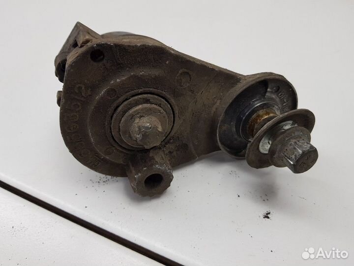 Ролик-натяжитель 1.6