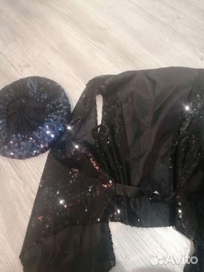 Беретки, желет женская