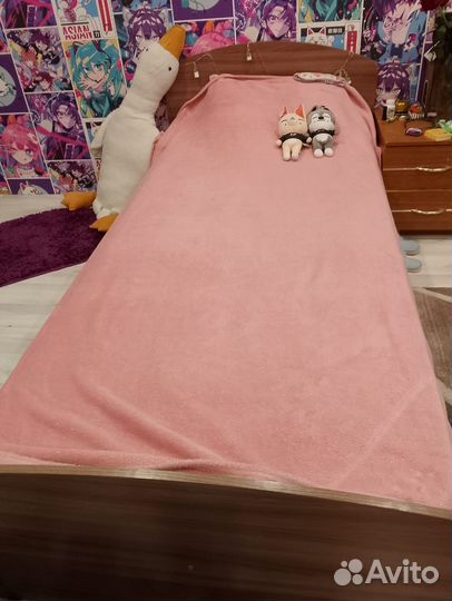 Кровать односпальная бу