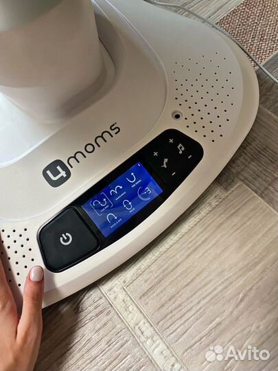 Кресло-качалка 4moms mamaRoo. Последнее поколение