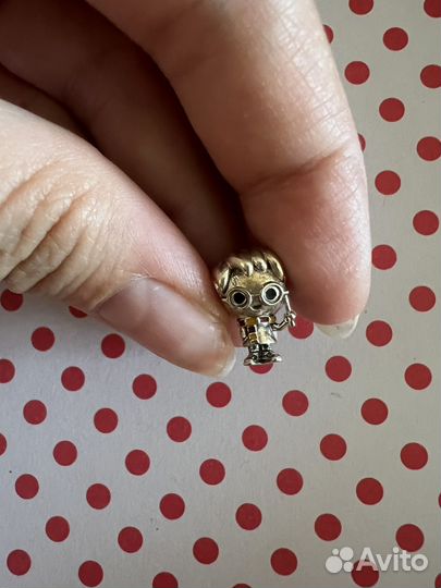 Украшение шарм