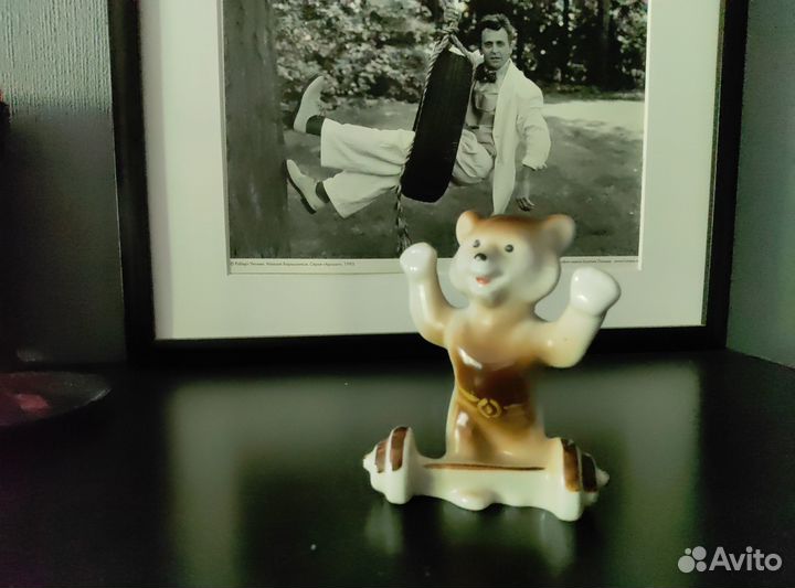 Фарфоровая статуэтка медведь лфз СССР клейма нет