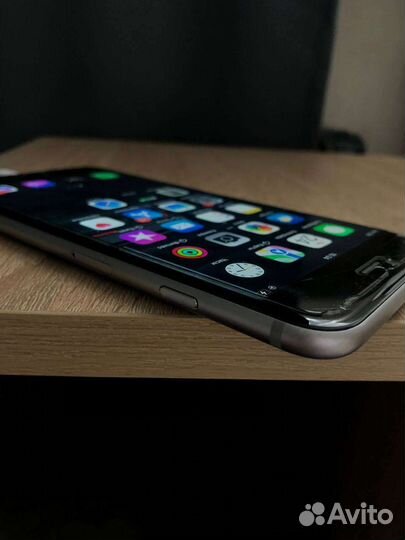 Телефон iPhone 6s plus