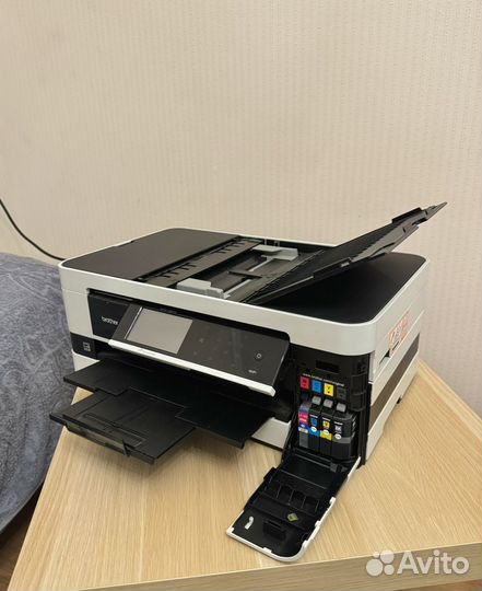 Принтер-Сканер цветной Brother