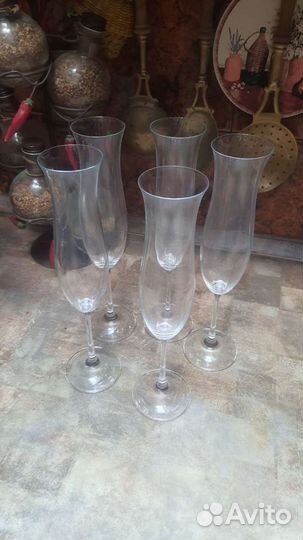 Набор бокалов для вина