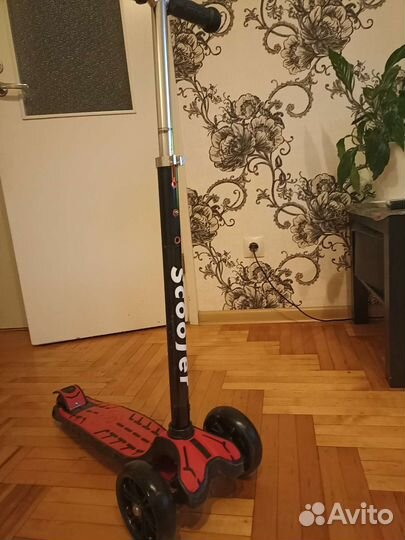 Самокат детский трехколесный scooter
