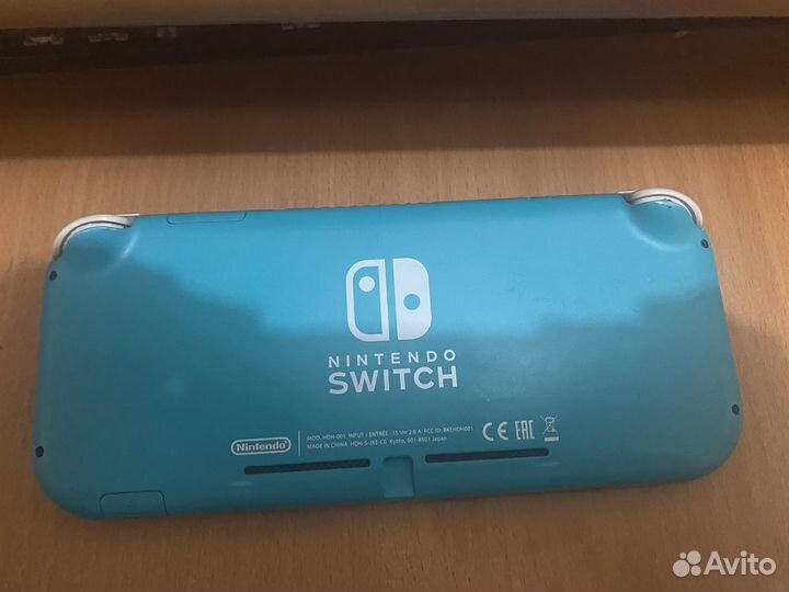 Nintendo Switch lite с играми