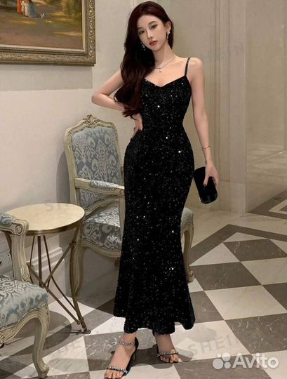 Платье с пайетками