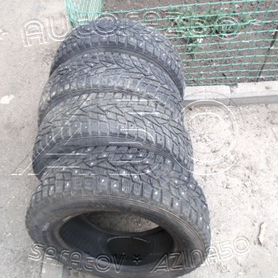 Dunlop SP Winter Ice 02 175/65 R14 82