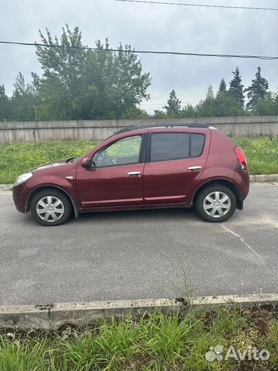 Renault Sandero 1.6 AT, 2011, 169 000 км