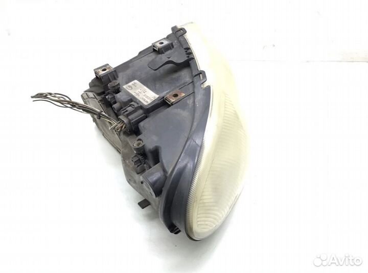 Фара 04857832AC Chrysler Voyager (2001-2007)