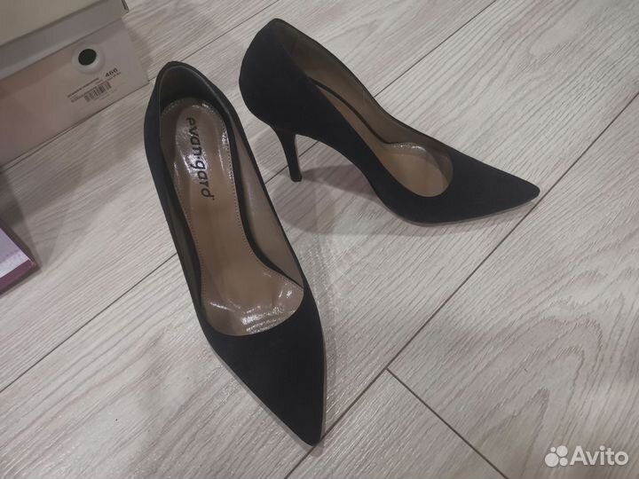 Туфли женские 39 размер черные лодочки