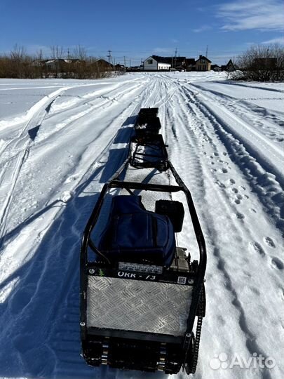 Мотобуксировщик (мотособака ) с санями