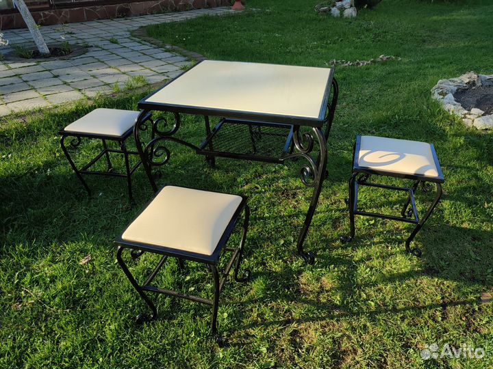 Уличная мебель