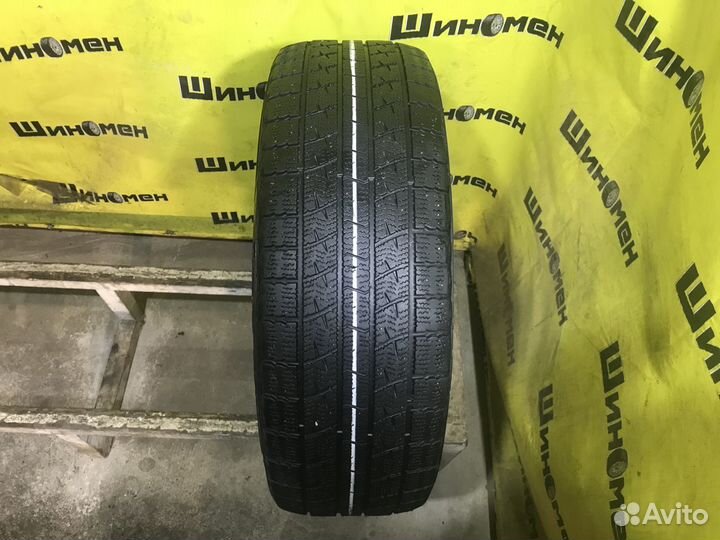 Marshal I'Zen Ice King KW21 215/60 R17