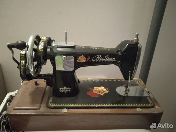 Швейная машинка