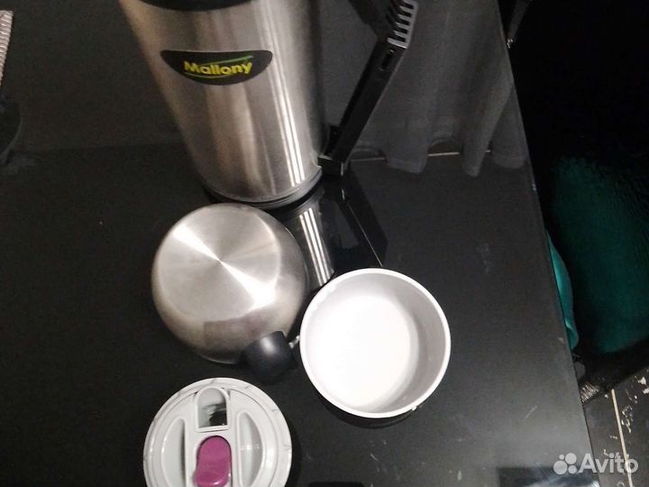 Термос металлический,новый